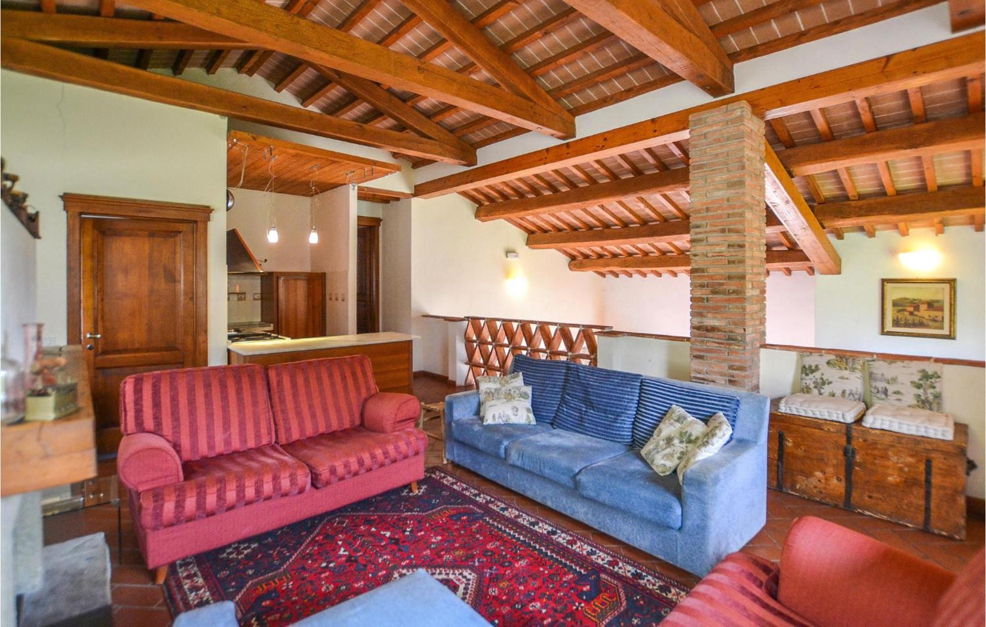 3 Bedroom Cozy Home In Arezzo Eksteriør bilde